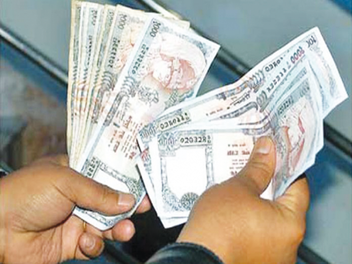 nepali-money-696x435 सबैभन्दा बढी उपचार खर्च लिने शिर्ष नेताहरु देखि सांसदसम्म (यस्तो छ सूची)