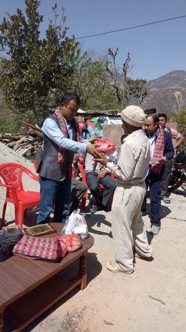 Ekodol d इकुडोलमा बिउवीजन वितरण तथा पशु स्वास्थ्य शिविर सम्पन्न