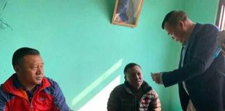 मृगौला पिडित एकबहादुरलाई आर्थिक सहयोग