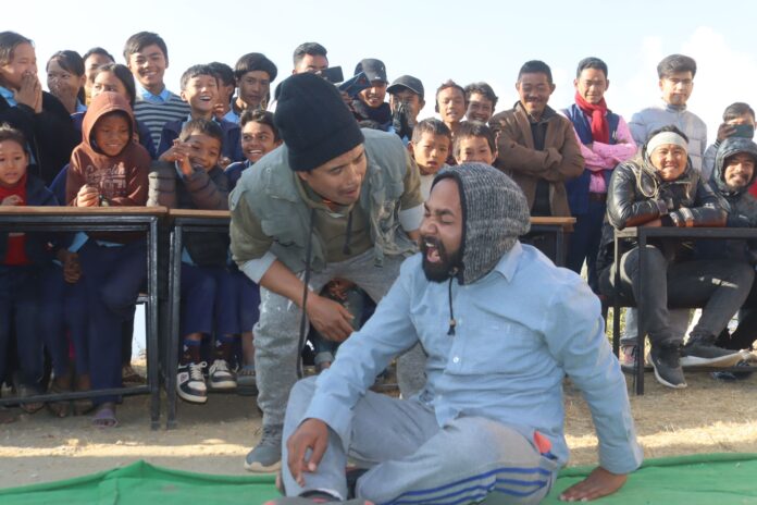 Khanikhola