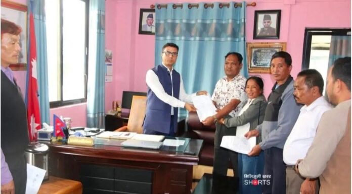 पनौतीमा सुकुम्बासी हटाउने निर्णय ४८ घण्टाभित्र फिर्ता लिन दुई कम्युनिष्ट पार्टीको अल्टिमेटम